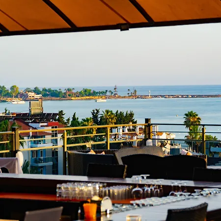 Joker Hill 3* סייד