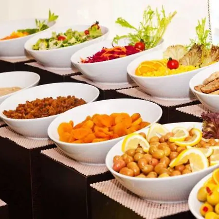 Hotel apartamentowy Joker Hill 3*