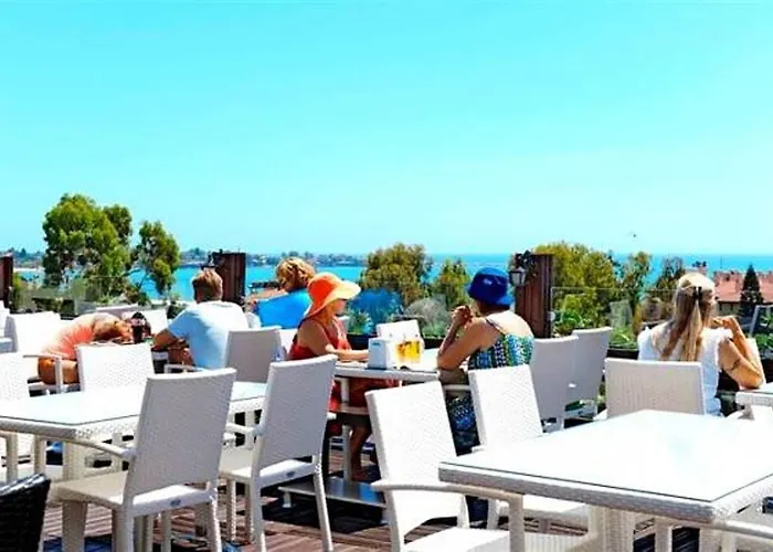 Joker Hill Aparthotel Side